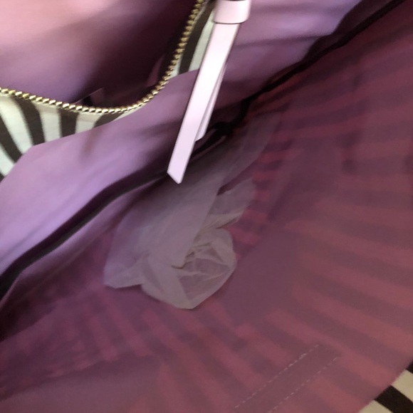 Henri Bendel Canvas Magazine Tote ❣️PRICE FIRM❣️ - Picture 7 of 10